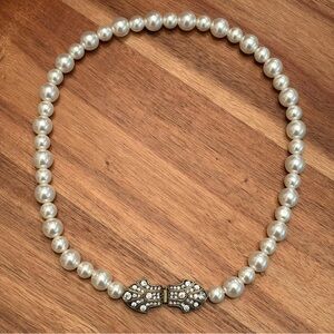 Chloe + Isabel | Art Deco Pearl Necklace | 17” Legth